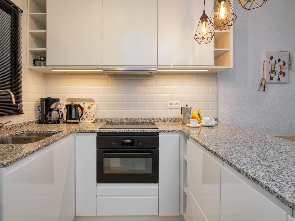 Apartment Nueva Playa-1 By Interhome Les Deveses Экстерьер фото