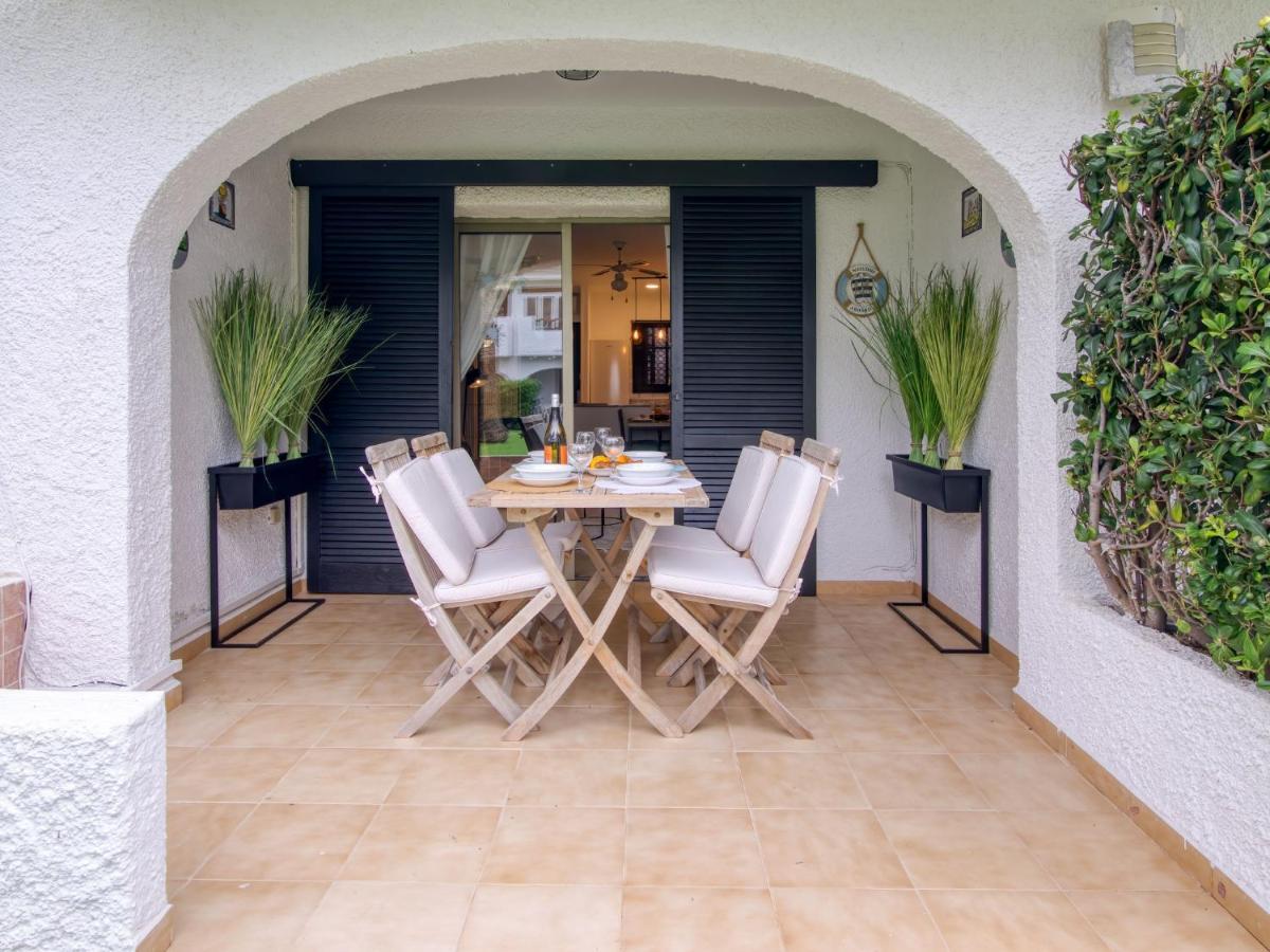 Apartment Nueva Playa-1 By Interhome Les Deveses Экстерьер фото